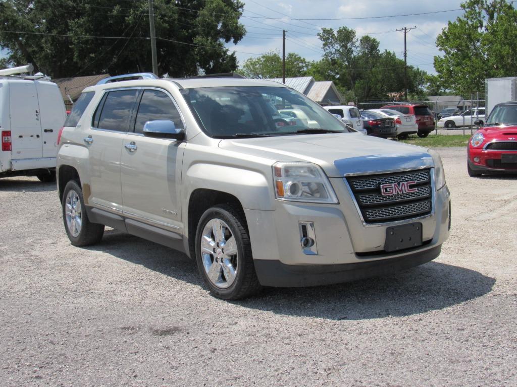 2014 GMC Terrain SLT-2's photo