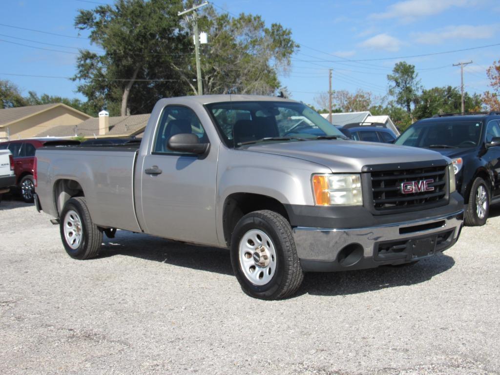 2009 GMC Sierra 1500 Work Truck's photo