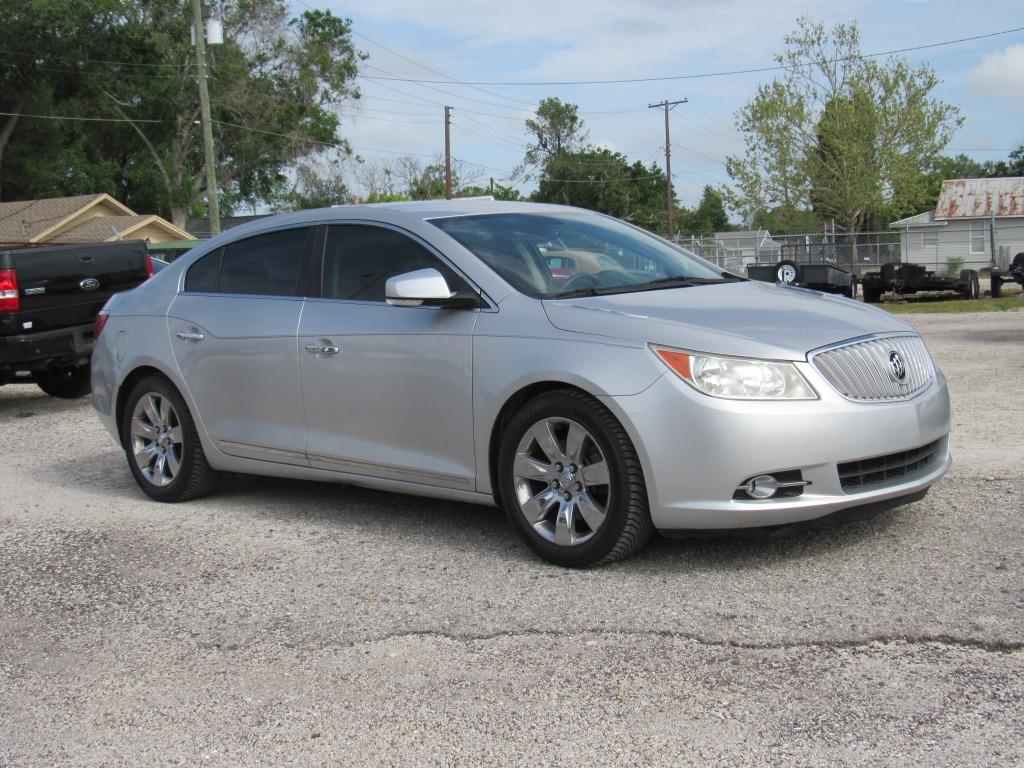 2010 Buick LaCrosse CXL's photo